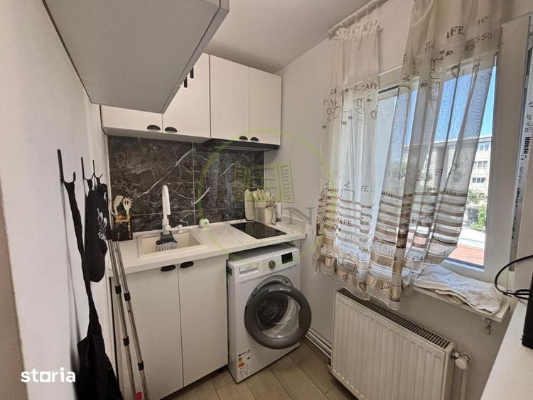 Garsonieră decomandată, mobilată în Rovine