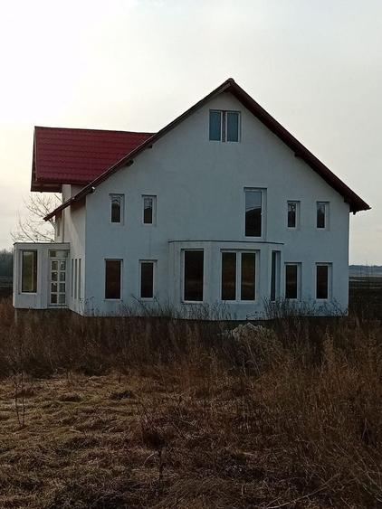 Casă cu 4 camere în Icușeni