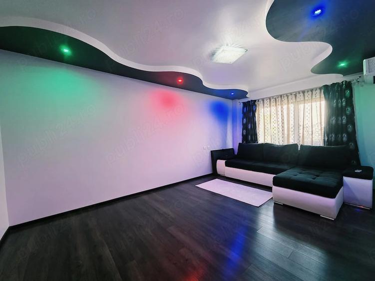 Apartament cu 2 camere decomandat în Micro 17