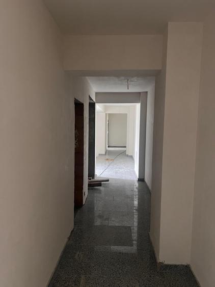 Apartament cu 2 camere decomandat în Străulești