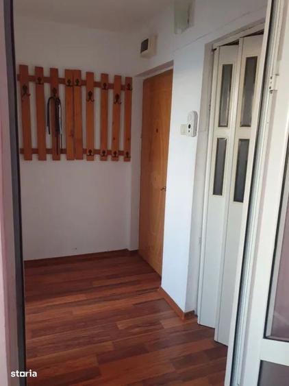 Apartament cu 2 camere semidecomandat în Țiglina 1