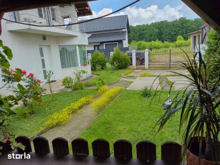 Casă cu 3 camere cu Teren 500 Mp în Moșoaia