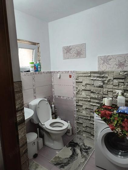 Casă cu Teren 500 Mp în Republicii