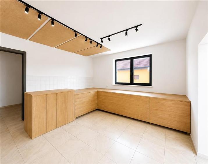 Spatiu versatil ultracentral, 125 mp, curte, parcare, clasa A, Brasov - 3