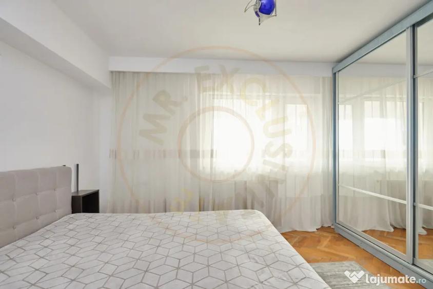Apartament cu 3 camere decomandat, mobilat în Ultracentral