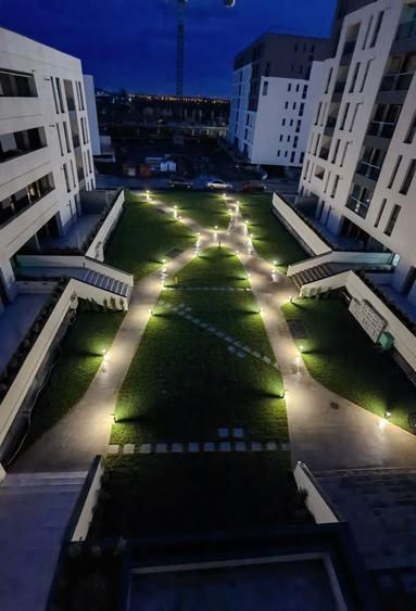 Apartament cu 2 camere decomandat, mobilat în Aradului