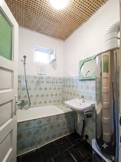 Casă individuală cu 3 camere cu Canalizare în Tileagd