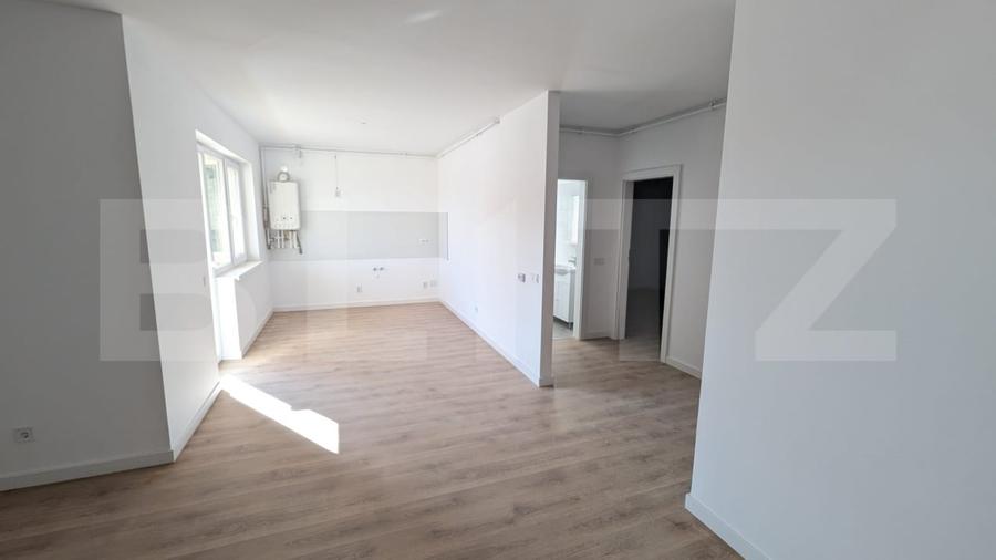 Apartament cu 2 camere semidecomandat în Cetate