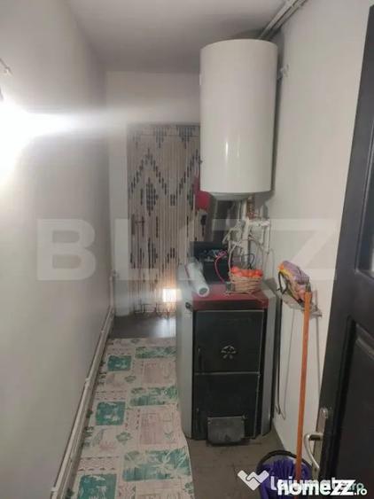 Casă cu 4 camere cu Teren 388 Mp în Siret