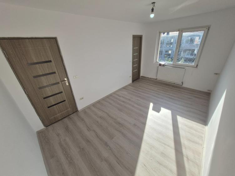 3Cam--Sagului-7 Min de Spital Judetean--Renovat--Centrala-2 Bai-58 MP-83.900 Eur - 1