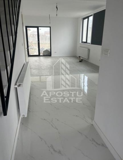Duplex in Bucova? ,pozi?ie buna - 1