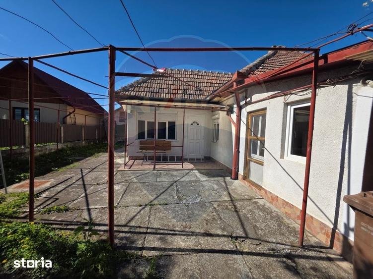 Casa ingrijita cu curte frumoasa | Tarnaveni Bozias - 18