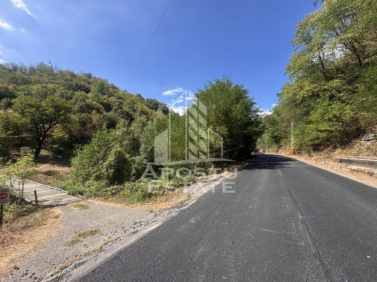 Casă individuală cu 2 camere cu Canalizare în Toplița