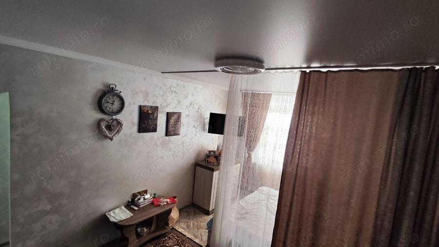 Garsonieră decomandată în Soarelui