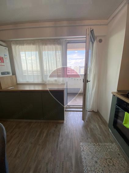Apartament cu 2 camere semidecomandat în Filiași
