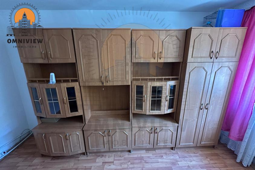 Garsonieră decomandată în Noua