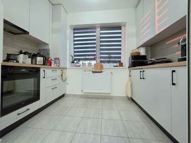 Apartament cu 2 camere în Apărătorii Patriei
