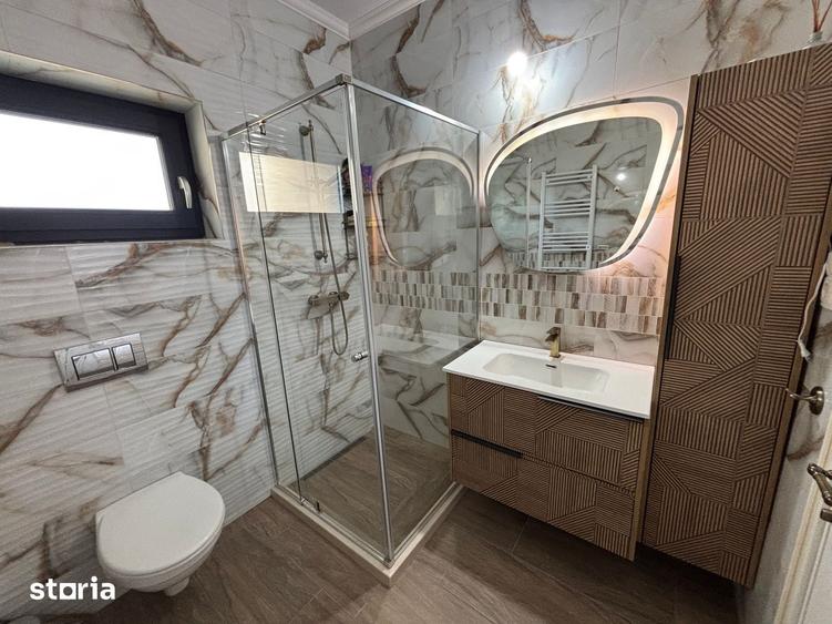Casă cu 4 camere cu Teren 128 Mp în Central