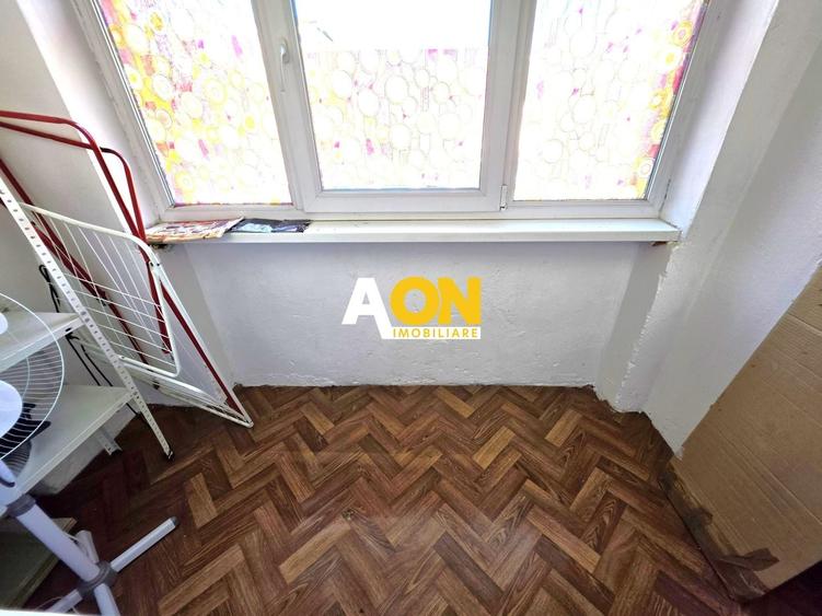 Apartament cu 3 camere decomandat, mobilat în Cetate