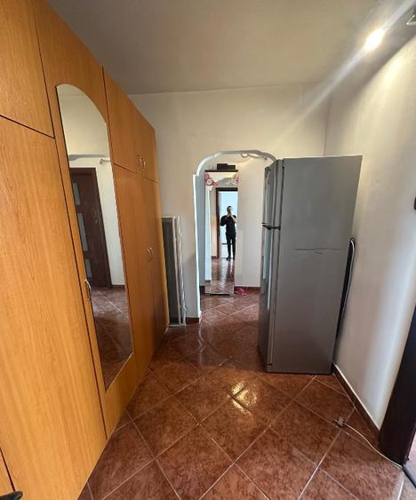 Apartament cu 2 camere decomandat, mobilat în Pantelimon