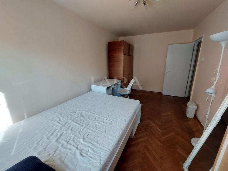 Apartament cu 4 camere decomandat, mobilat în Mănăștur
