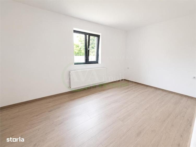 Casă cu 3 camere în Ciupercenii Noi