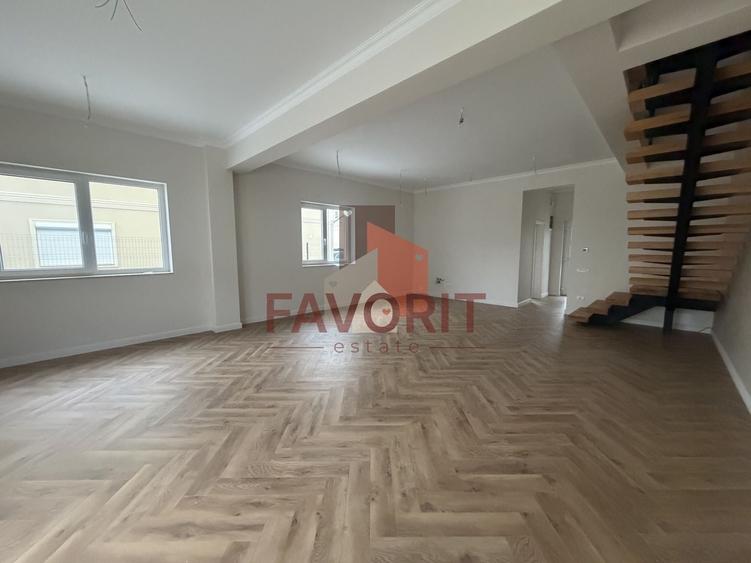 Duplex cu 4 camere cu Canalizare în Dumbrăvița