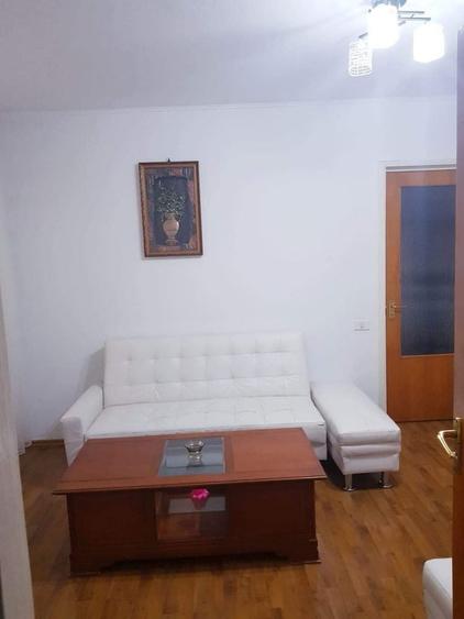 Apartament cu 2 camere decomandat în Drumul Taberei