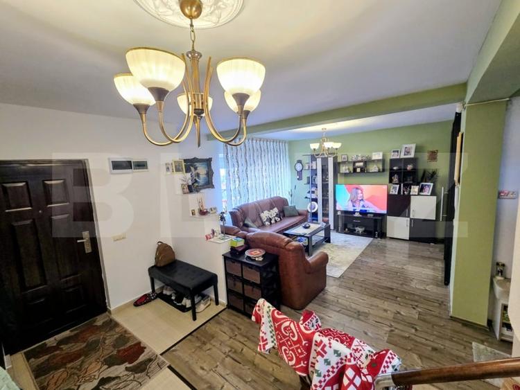 Duplex cu 4 camere cu Canalizare în Florești