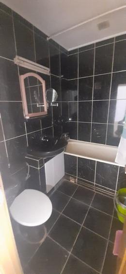 Apartament cu 2 camere semidecomandat în Central — fotografia 3