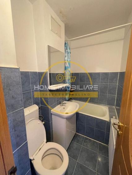 Apartament cu 4 camere decomandat, mobilat în Alexandru cel Bun