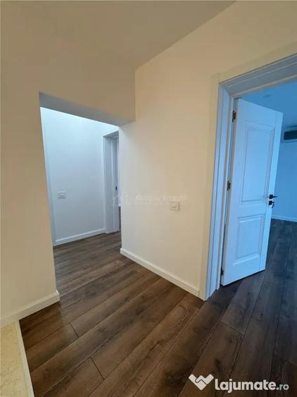Casă cu 4 camere cu Teren 425 Mp în Mărăști