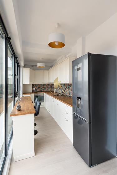 Apartament cu 2 camere semidecomandat, mobilat în Sisești