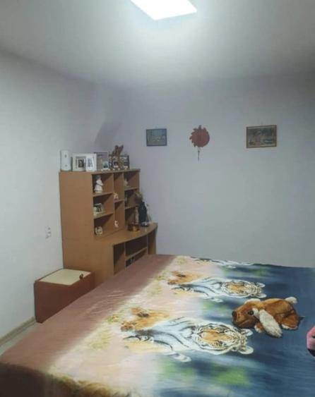 Casă individuală cu 3 camere cu Canalizare în Velț