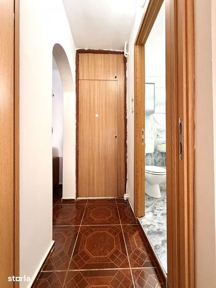Apartament cu 3 camere semidecomandat în Pantelimon