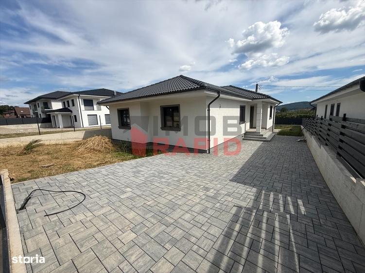 Casă cu 4 camere cu Teren 470 Mp în Central