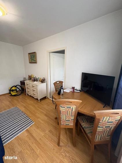 Apartament cu 2 camere nedecomandat în Primăverii