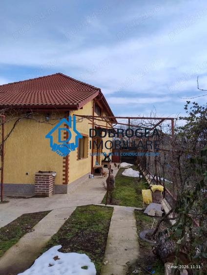 Casă individuală cu 4 camere cu Canalizare în Cataloi