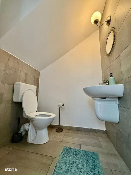 Casă cu 4 camere cu Teren 50 Mp în Ultracentral