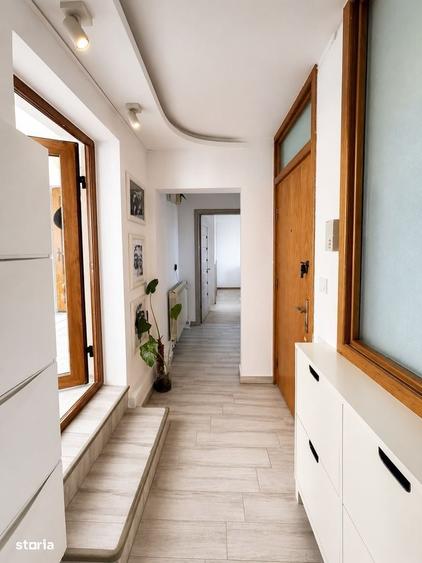 Apartament cu 3 camere în Delfinariu