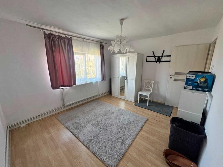 Apartament cu 2 camere decomandat în Lunei