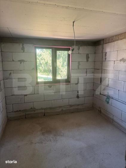 Casă cu 4 camere în Piatra