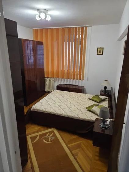 Apartament cu 2 camere decomandat, mobilat în Titan