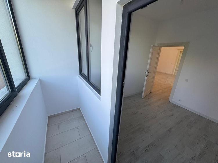 Apartament cu 4 camere decomandat în Dacia