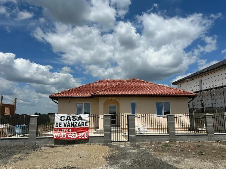 Casă cu 4 camere cu Teren 515 Mp în Șag