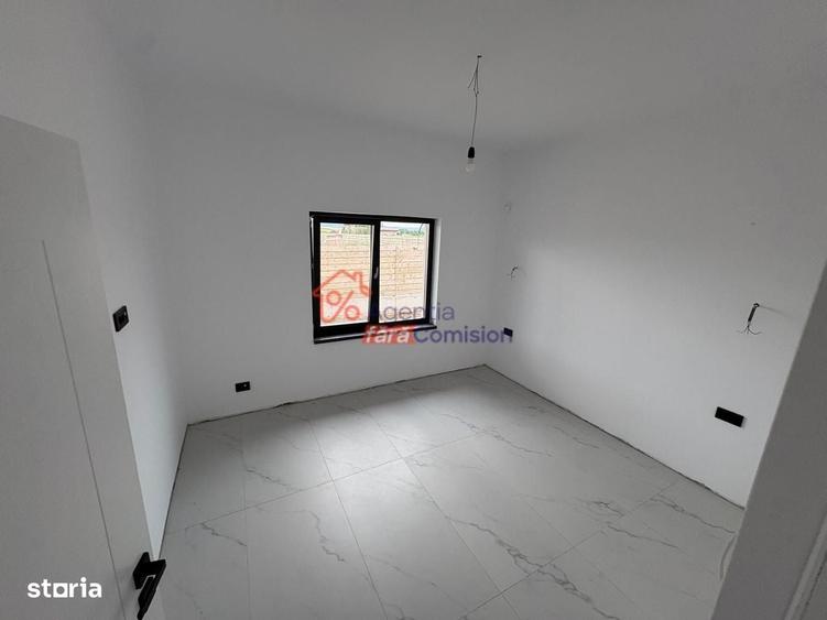 Casă cu 3 camere în Vocotești