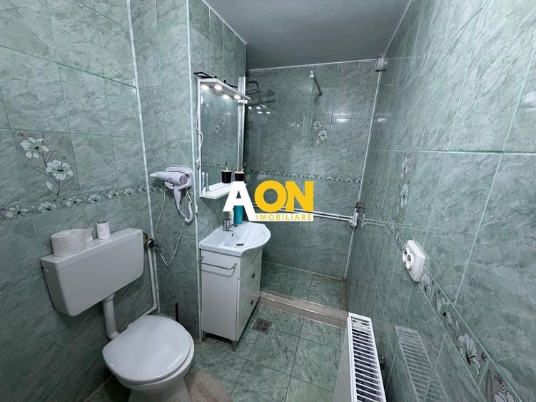 Apartament cu 3 camere decomandat, mobilat în Cetate