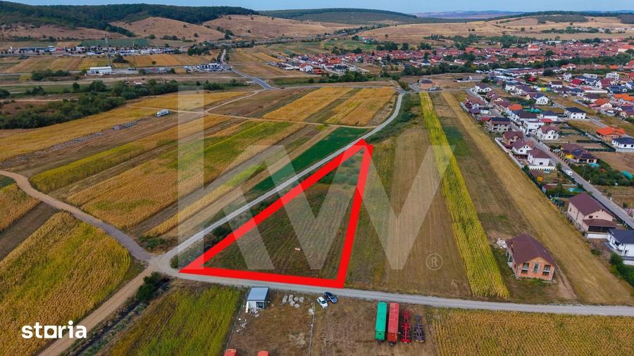 Teren de 3752 mp, în Cristian