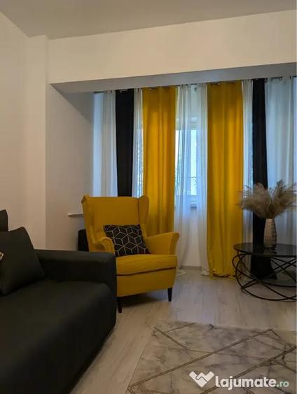 Apartament cu 2 camere decomandat în Central