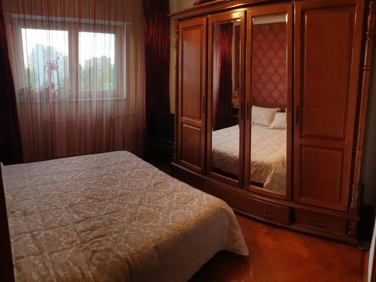 Apartament cu 4 camere decomandat, mobilat în Drumul Taberei